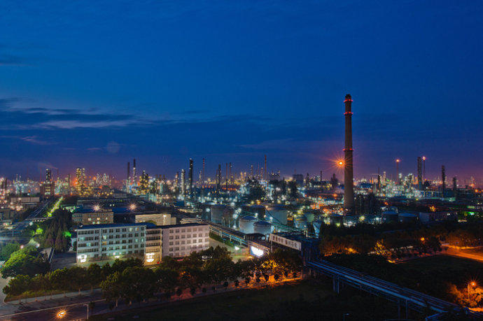 扬子石化：转换塑料出库方式提高效益