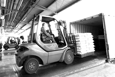 10亿元，吉林石化ABS产品创新高效