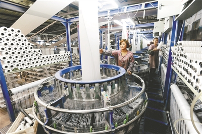 康平塑料产业集团黑色复合塑编