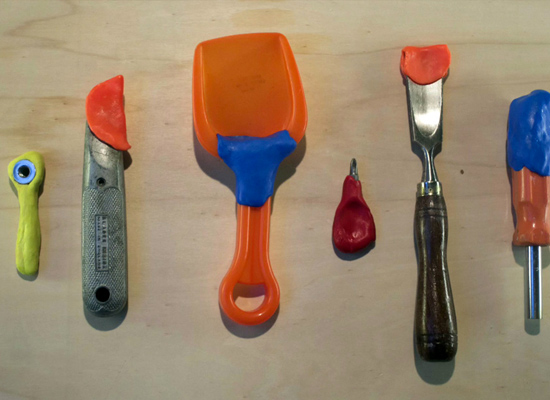 可塑的生物塑料卡片 让你分分钟变身修达人