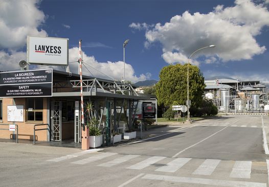 朗盛加强水性聚氨酯分散体的研发